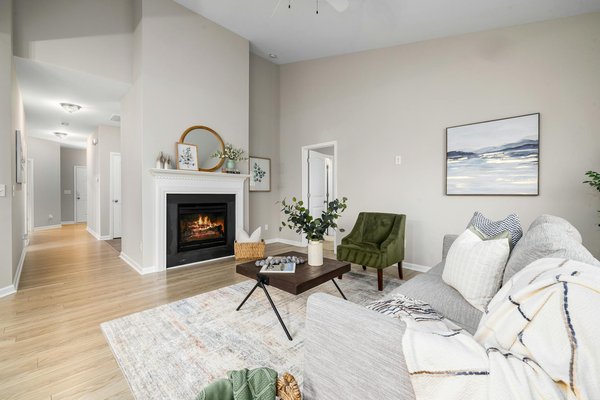 Fissures sur un mur en pierre : causes et solutions à connaître